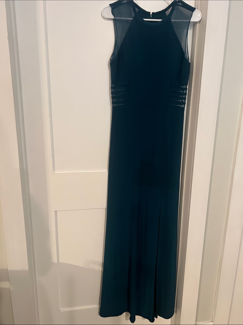 Sleeveless Emerald Green Mesh-Detail Evening Dress